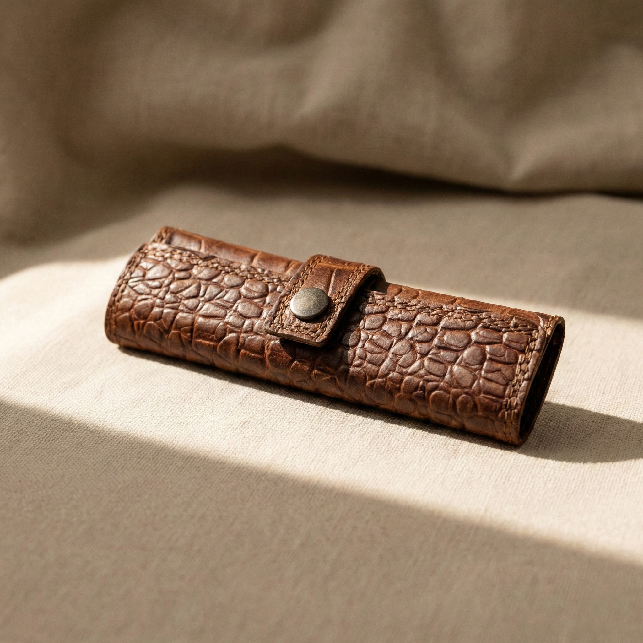 SUPÉRIEUR | Mat Cognac Croco Etui